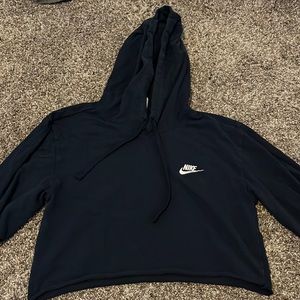 cropped Nike sweatshirt